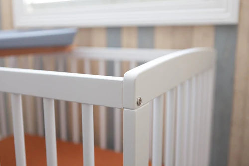 Dainty Cot - White