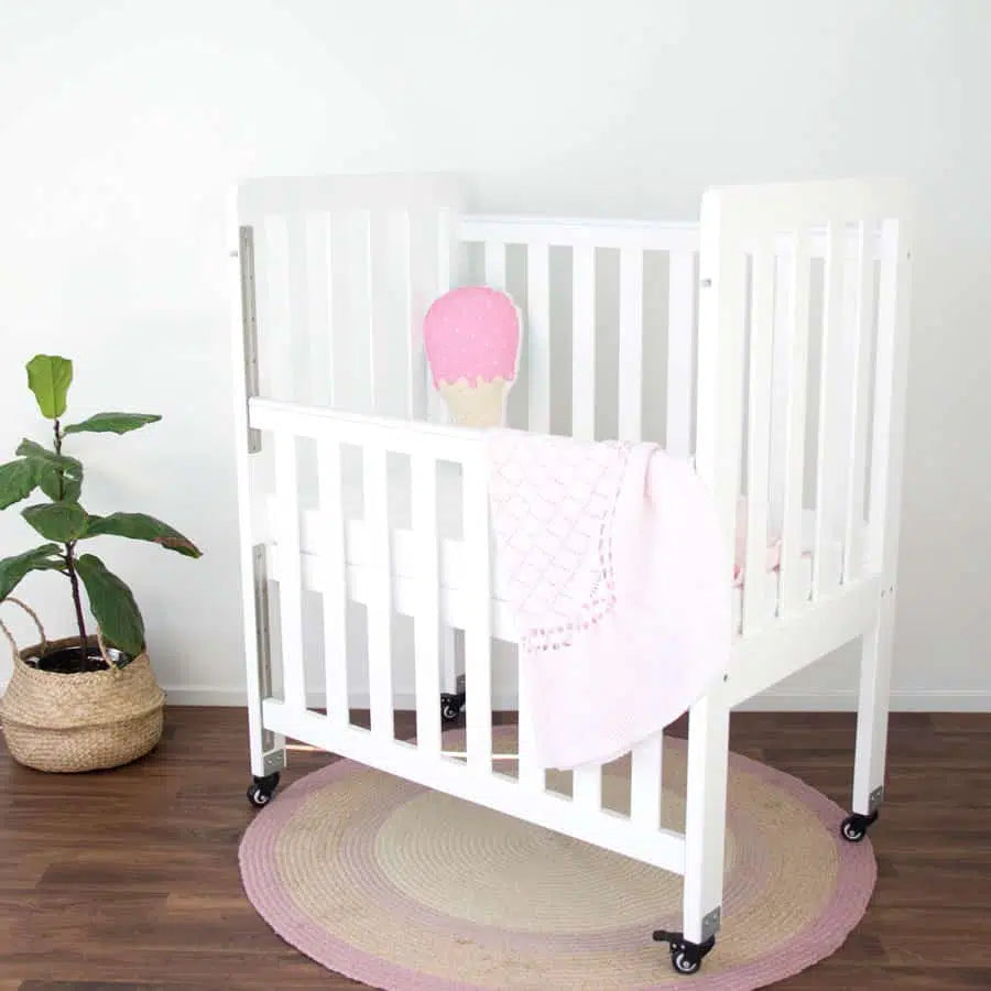 Mini Ergonomic Cot - Beech