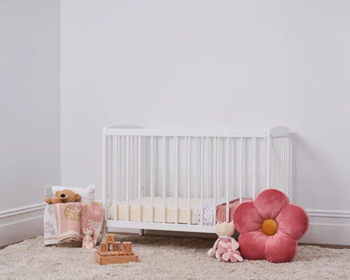Dainty Cot - White