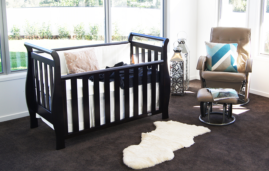 Georgia Sleigh Cot Luxx